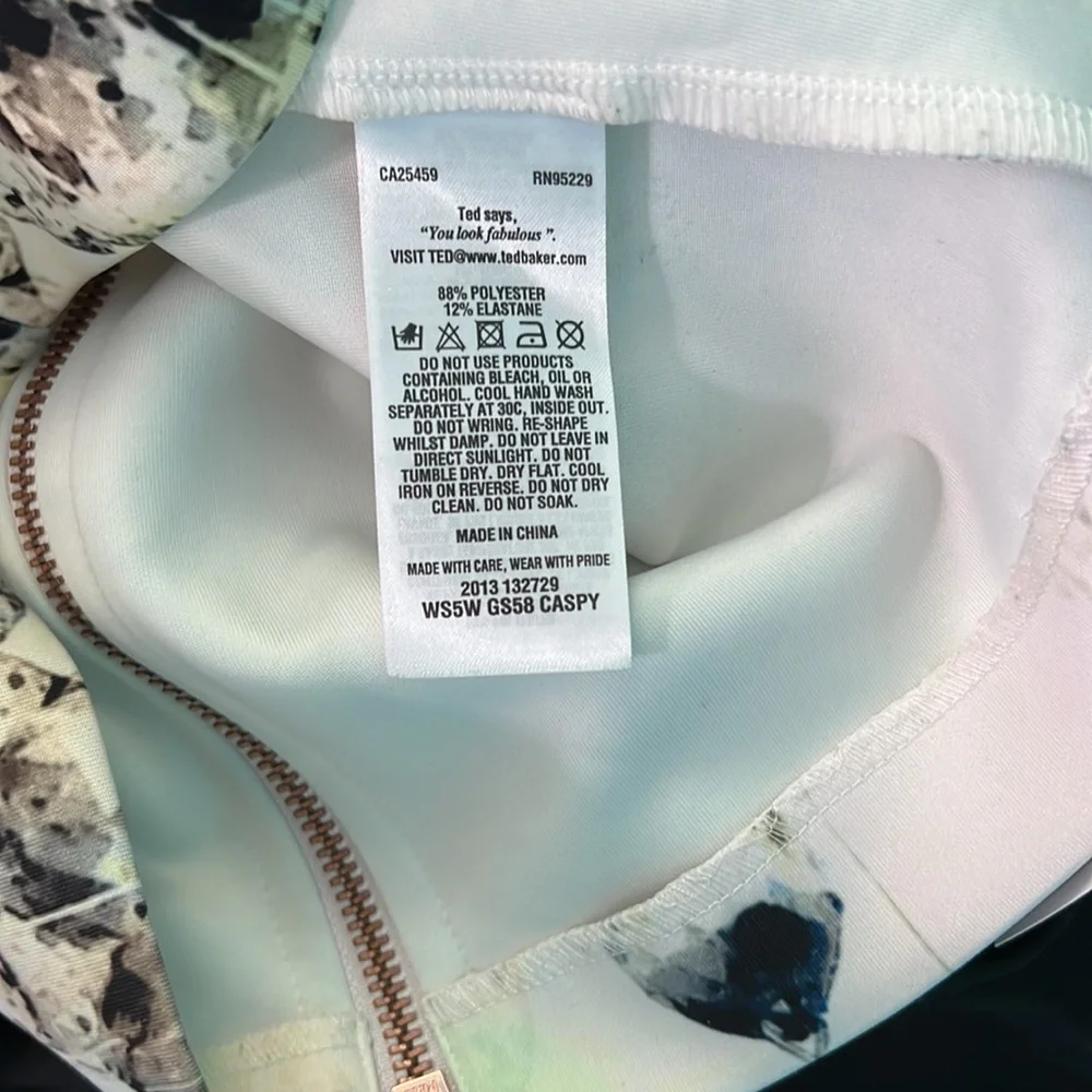 #562 Ted Baker London Floral Skirt with Exposed Zipper_7
